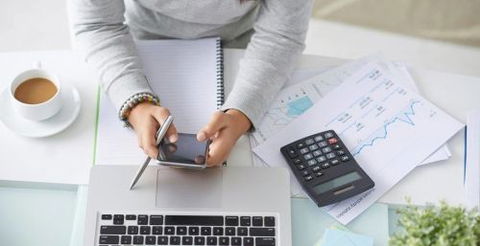 Off The Hooke Bookkeeping - Mackay Accountants 0
